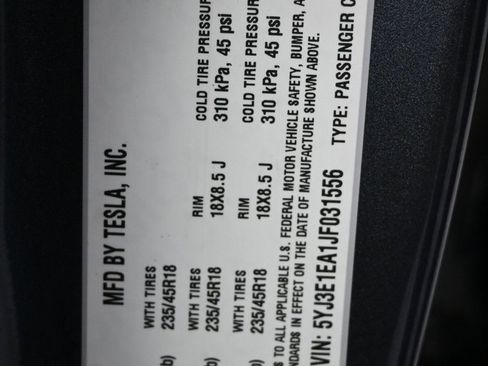 Used 2018 Tesla Model 3 Long Range image 8