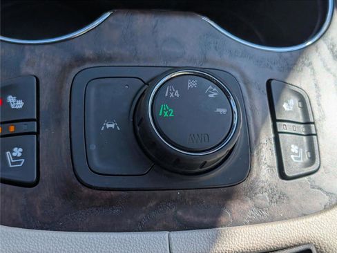 Used 2021 GMC Acadia Denali w/ Denali Ultimate Package image 30