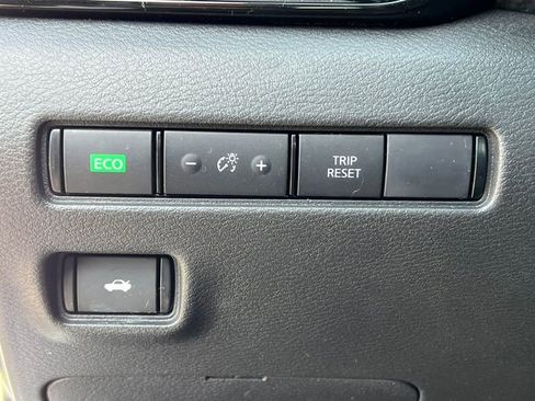 Used 2023 Nissan Sentra SV image 15