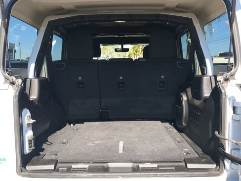 Used 2022 Jeep Wrangler Unlimited Sport image 13