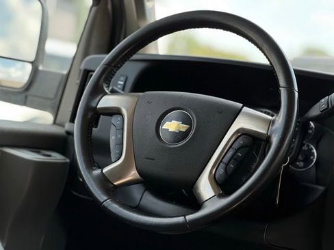 Used 2018 Chevrolet Express 2500 Extended w/ Driver Convenience Package RWD image 22