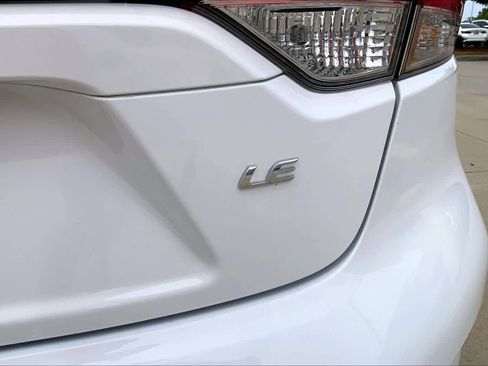 Used 2026 Toyota Corolla LE FWD image 10