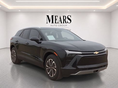 Used 2024 Chevrolet Blazer EV LT AWD/4WD image 7