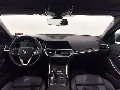 Used 2020 BMW 330i xDrive Sedan w/ Driving Assistance Package image 29