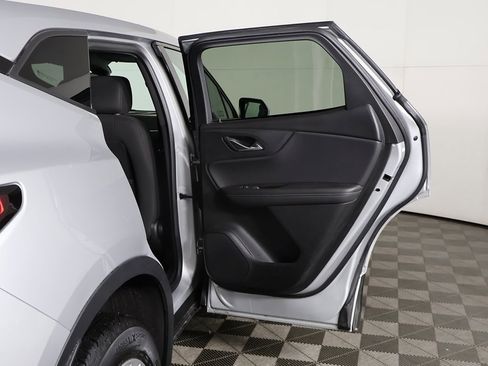 Used 2022 Chevrolet Blazer LT image 18