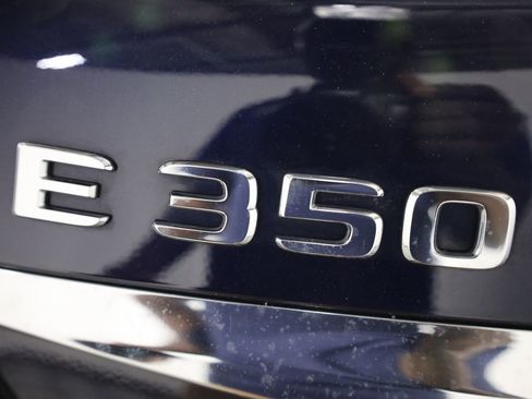 Used 2020 Mercedes-Benz E 350 4MATIC Sedan image 43