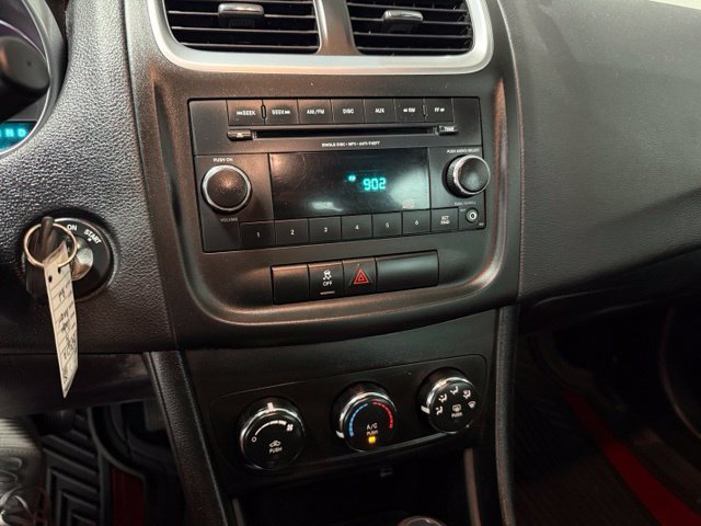Used 2014 Dodge Avenger SE FWD image 15