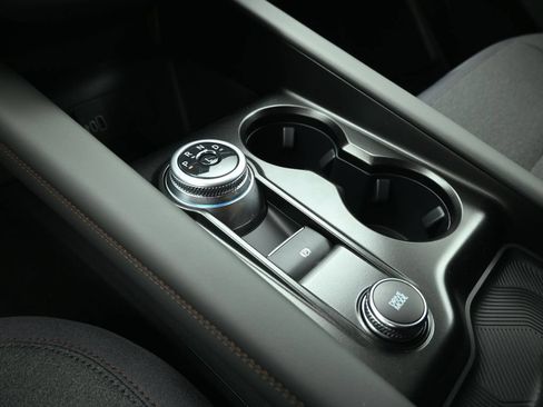New 2026 Ford Explorer Active RWD image 17