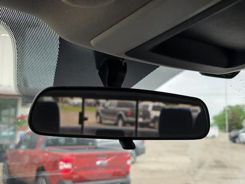 Used 2020 RAM 1500 Classic SLT AWD/4WD image 24