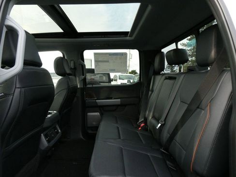 New 2026 Ford F250 Lariat w/ Black Appearance Package AWD/4WD image 16