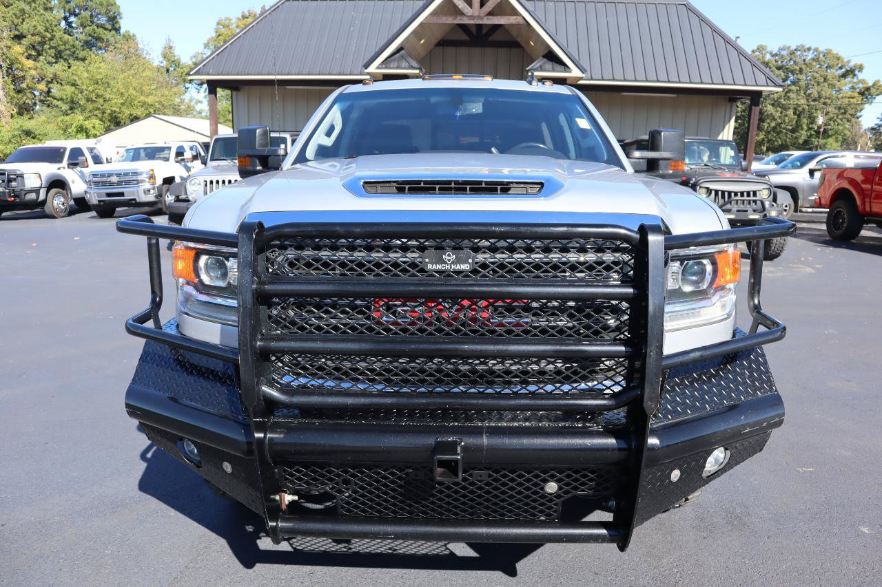 Used 2019 GMC Sierra 2500 SLE w/ SLE Preferred Package AWD/4WD image 2