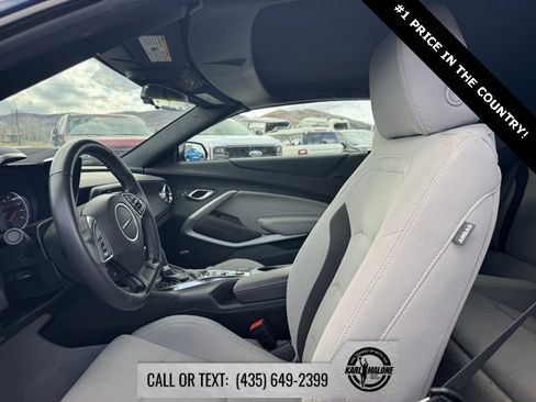 Used 2024 Chevrolet Camaro LT w/ Technology Package image 11