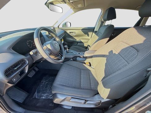 New 2026 Honda HR-V LX image 16