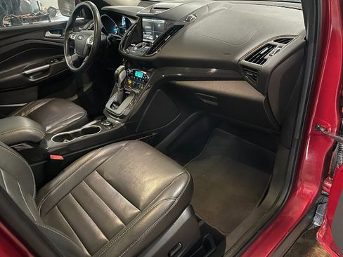 Used 2015 Ford Escape Titanium w/ Equipment Group 301A image 22