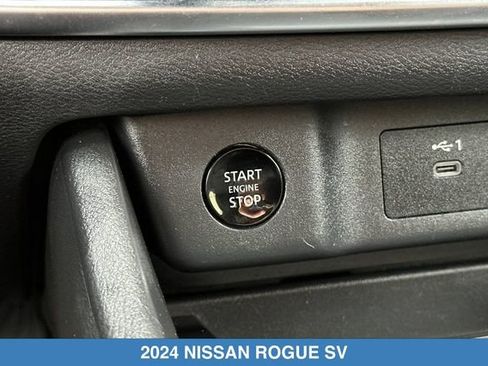 Used 2024 Nissan Rogue SV AWD/4WD image 24