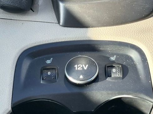 Used 2014 Ford Focus SE w/ SE Winter Package image 20