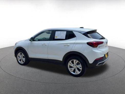 Used 2025 Buick Encore GX Preferred AWD/4WD image 8