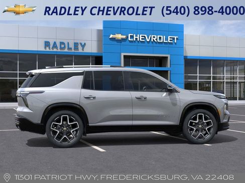 New 2026 Chevrolet Traverse High Country image 5