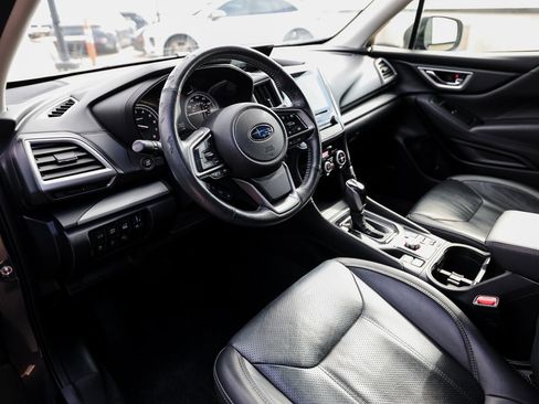 Used 2021 Subaru Forester Limited w/ Popular Package #3 image 4