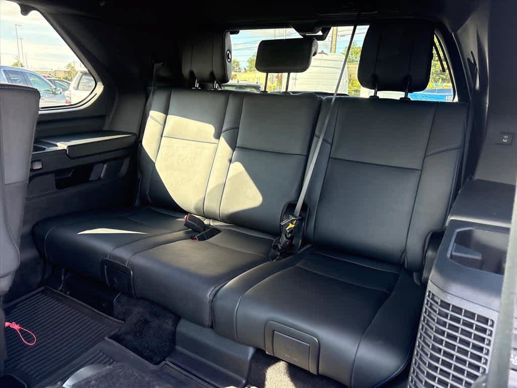 Used 2026 Toyota Sequoia Platinum AWD/4WD image 7