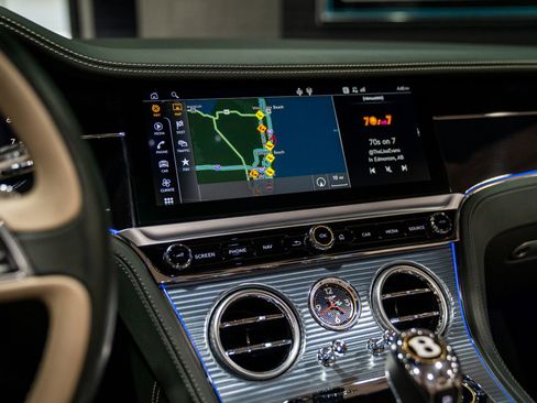 Used 2020 Bentley Continental GT V8 AWD/4WD image 32