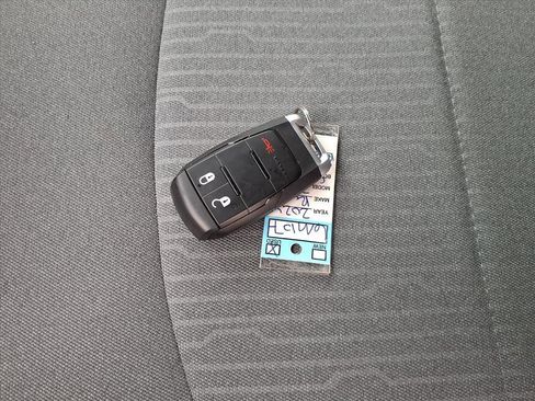 Used 2024 RAM 2500 Big Horn w/ Bed Utility Group image 22