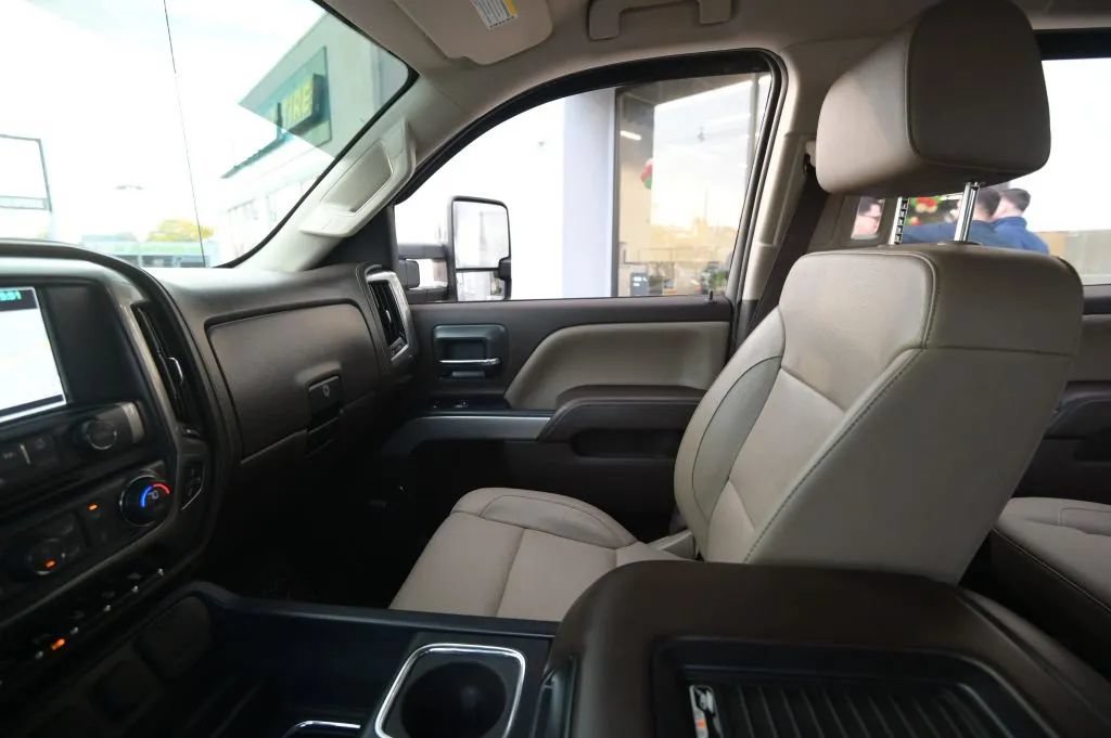 Used 2019 Chevrolet Silverado 3500 LTZ w/ Duramax Plus Package AWD/4WD image 32