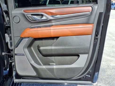 Used 2023 GMC Yukon XL Denali Ultimate w/ LPO, Floor Liner Package image 15