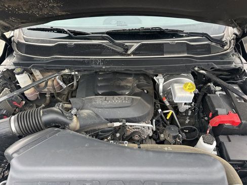 Used 2024 RAM 2500 Big Horn AWD/4WD image 31