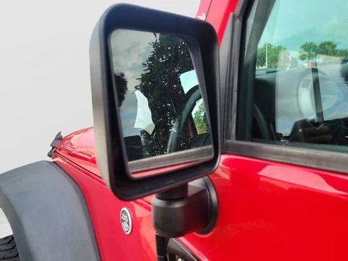 Used 2016 Jeep Wrangler Sport w/ Quick Order Package 24S AWD/4WD image 12