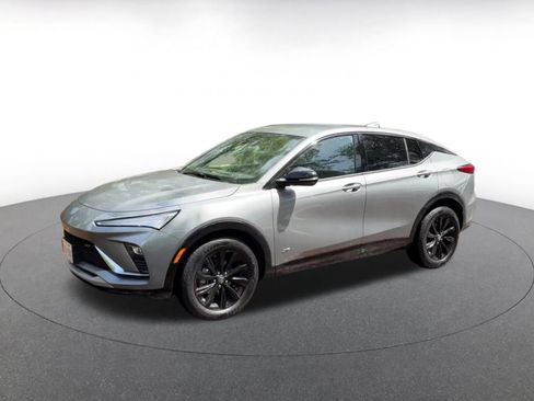 Used 2025 Buick Envista Sport Touring image 8