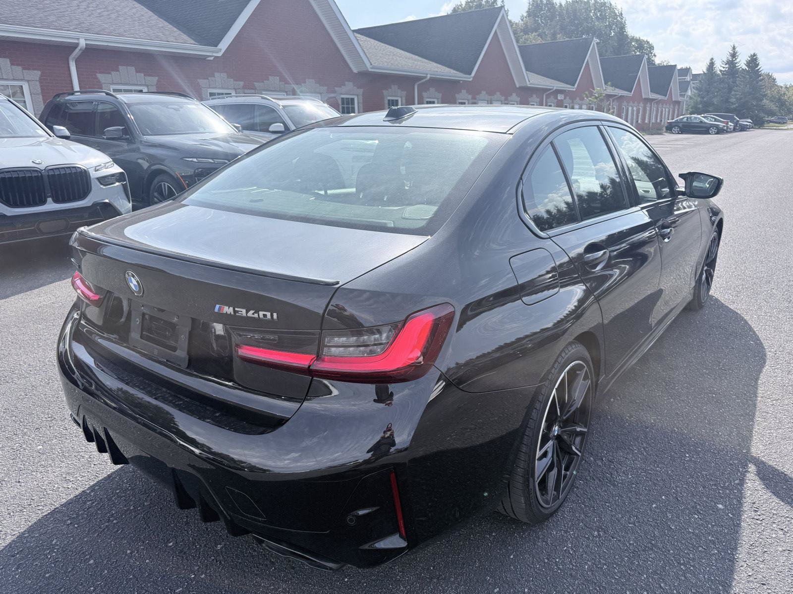Used 2024 BMW M340i xDrive w/ Premium Package AWD/4WD image 7