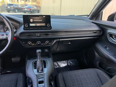 Used 2024 Honda HR-V Sport image 15