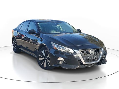 Used 2019 Nissan Altima 2.5 SL image 1