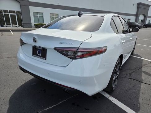 Used 2024 Alfa Romeo Giulia Ti AWD/4WD image 20