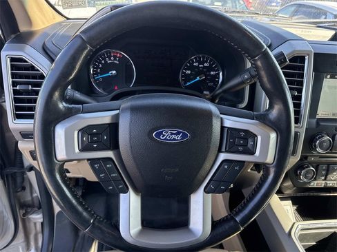 Used 2017 Ford F250 Lariat w/ Chrome Package image 42