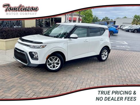 Used 2021 Kia Soul S FWD image 1
