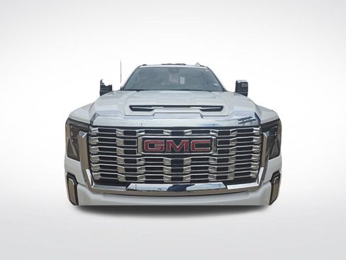 Used 2024 GMC Sierra 2500 Denali w/ Denali Reserve Package AWD/4WD image 8