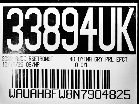 Used 2022 Audi RS e-tron GT image 32