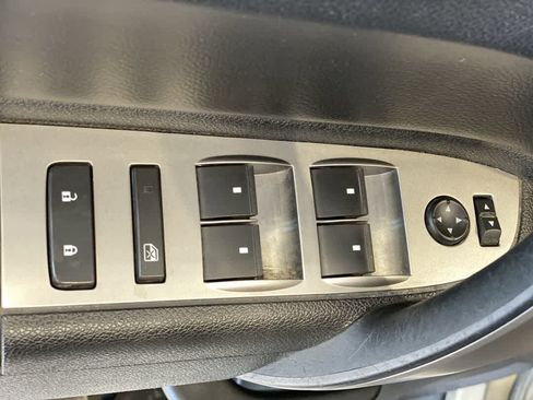 Used 2013 Chevrolet Silverado 2500 LT AWD/4WD image 16