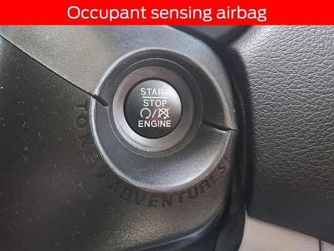 Used 2020 Jeep Renegade Latitude w/ Cold Weather Group image 22