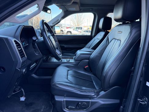 Used 2019 Ford Expedition Platinum image 6