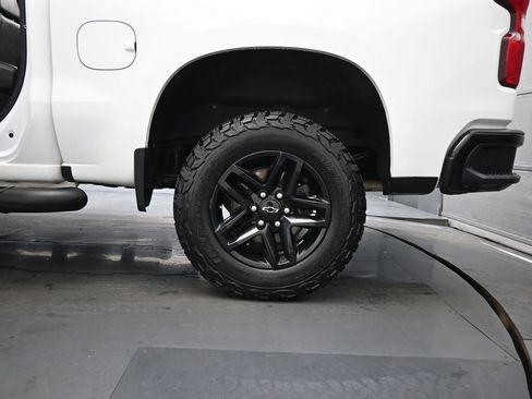 Used 2019 Chevrolet Silverado 1500 LT Trail Boss image 21