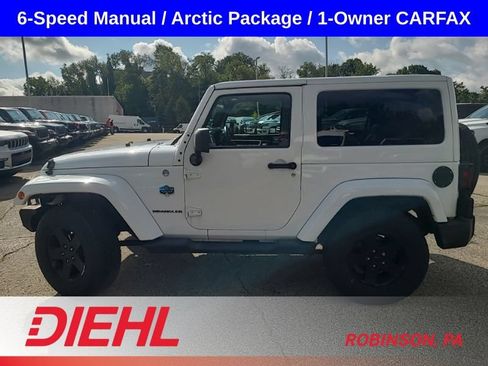 Used 2012 Jeep Wrangler Sahara AWD/4WD image 8