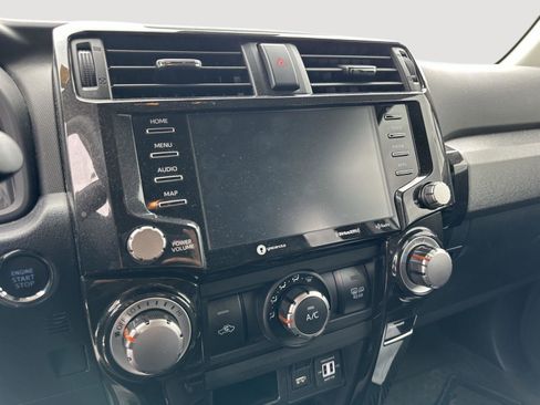 Used 2020 Toyota 4Runner Venture image 11