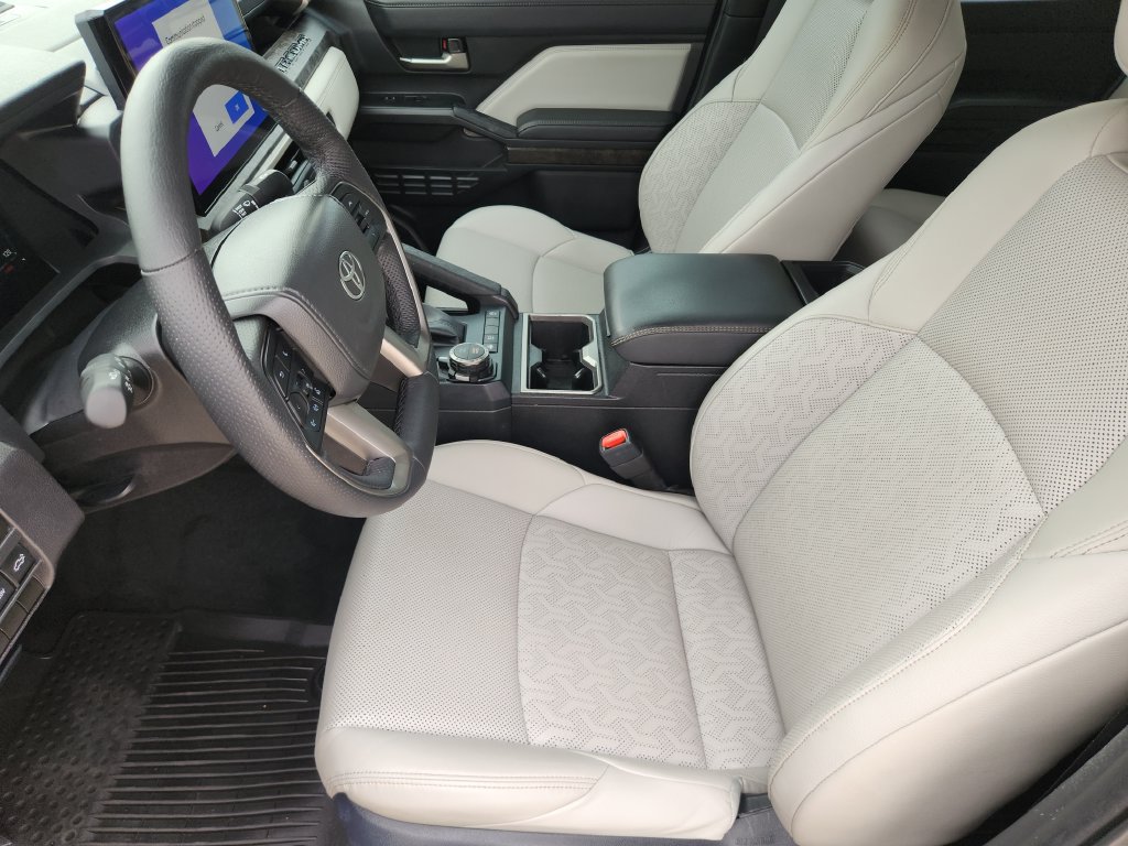 Certified 2025 Toyota Tacoma Limited AWD/4WD image 16