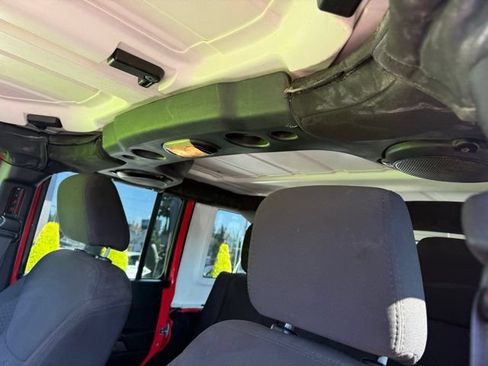 Used 2013 Jeep Wrangler Unlimited Sport AWD/4WD image 18