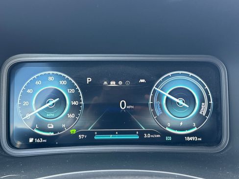 Used 2023 Hyundai Kona SE w/ Cargo Package FWD image 24