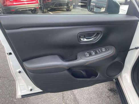Used 2023 Honda HR-V Sport image 15