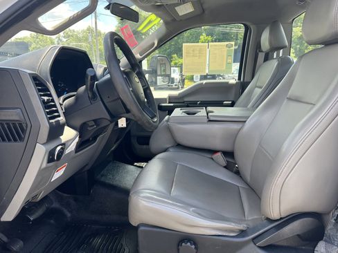 Used 2017 Ford F450 XL w/ Snow Plow Prep Package image 16